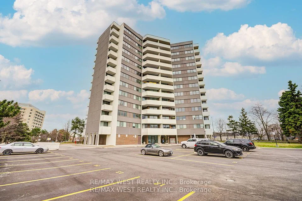 150 Neptune Drive 906, Toronto C04, On L6r 0t7