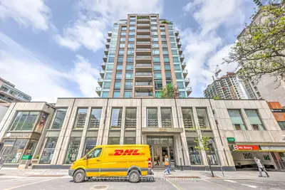 Condo Apartment in Toronto