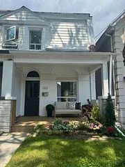 130 Lindsey Avenue, Toronto C01, ON M6H 1E6