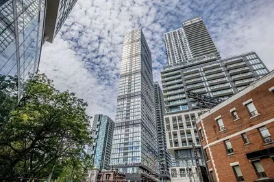 Condo Apartment in Toronto