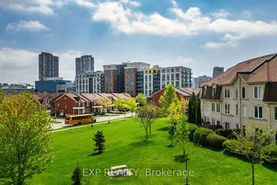 Condo Apartment in Toronto