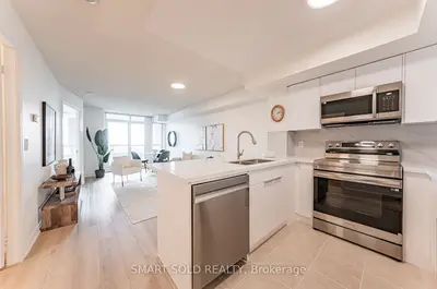 Condo Apartment in Toronto