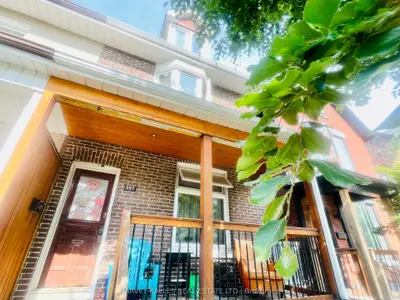 Semi-Detached in Toronto