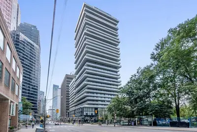 Condo Apartment in Toronto