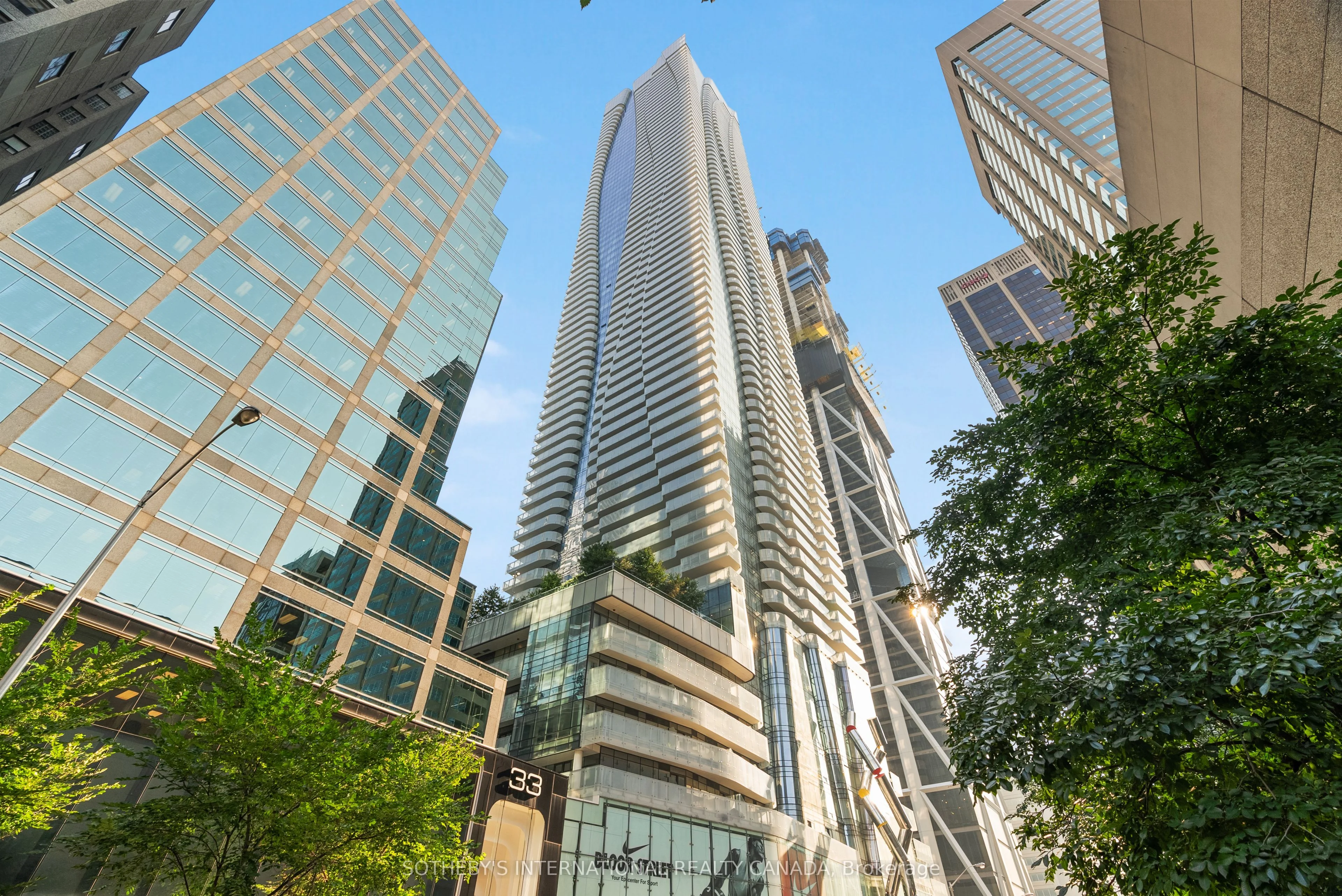 Condo Apartment in Toronto