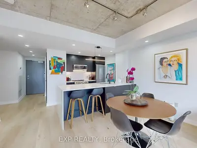 Condo Apartment in Toronto