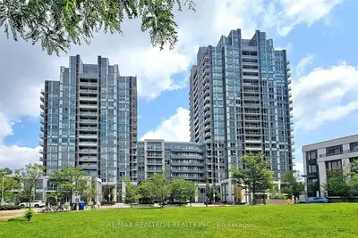 Condo Apartment in Toronto