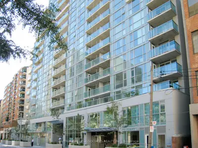 Condo Apartment in Toronto