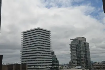 Common Element Condo in Toronto