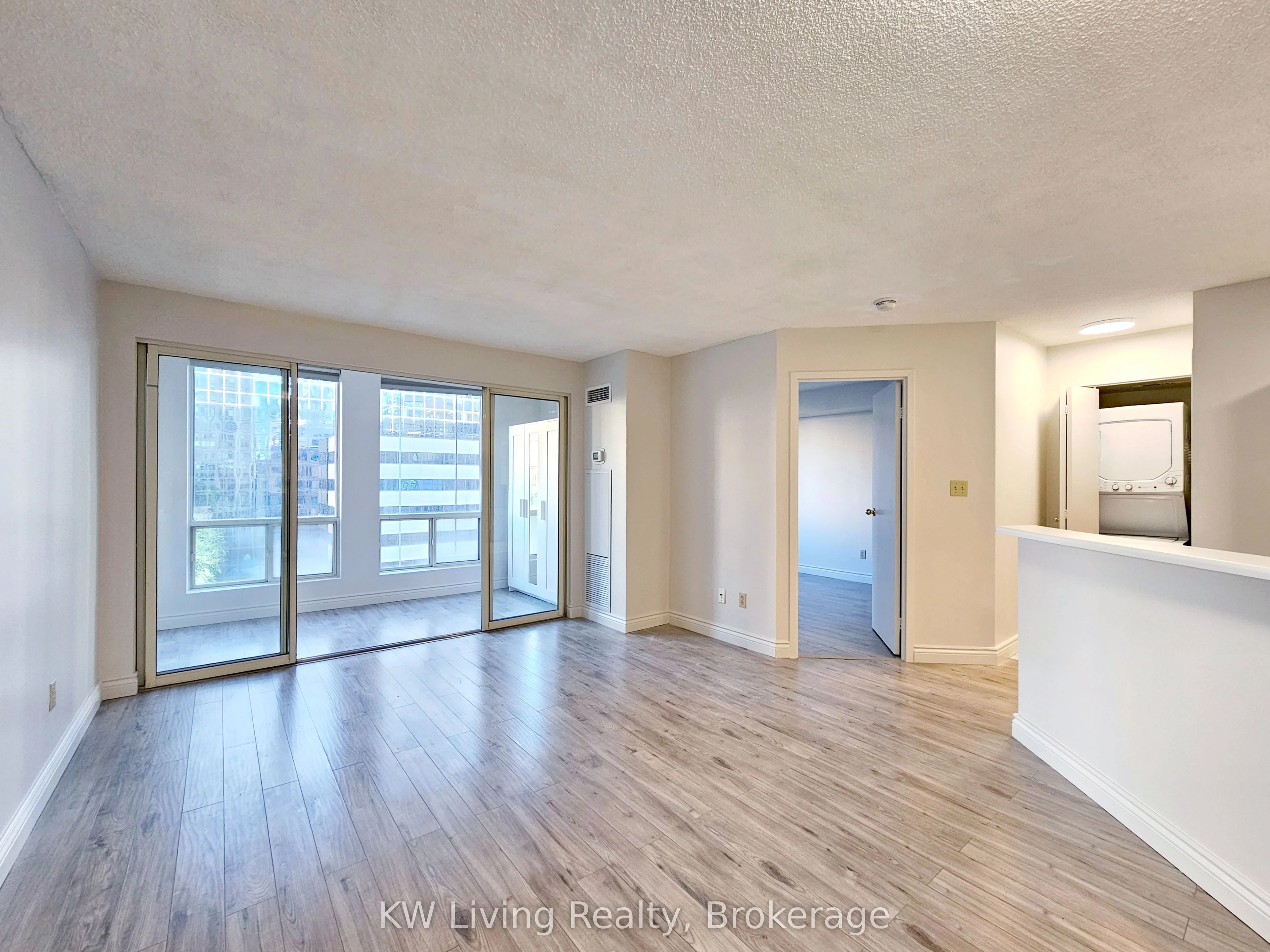 25 Grenville Street 702, Toronto C01, ON M4Y 2X5