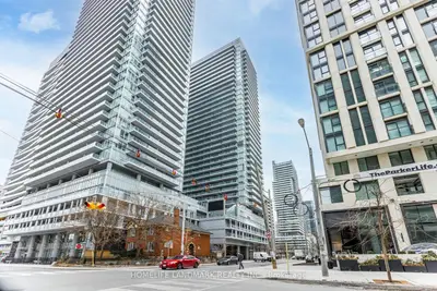 Condo Apartment in Toronto
