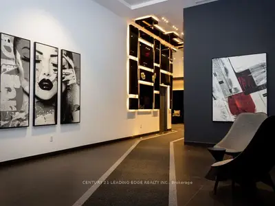 318 Richmond Street W 3704, Toronto C01, On M5v 0b4