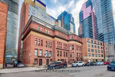 Condo Apartment in Toronto