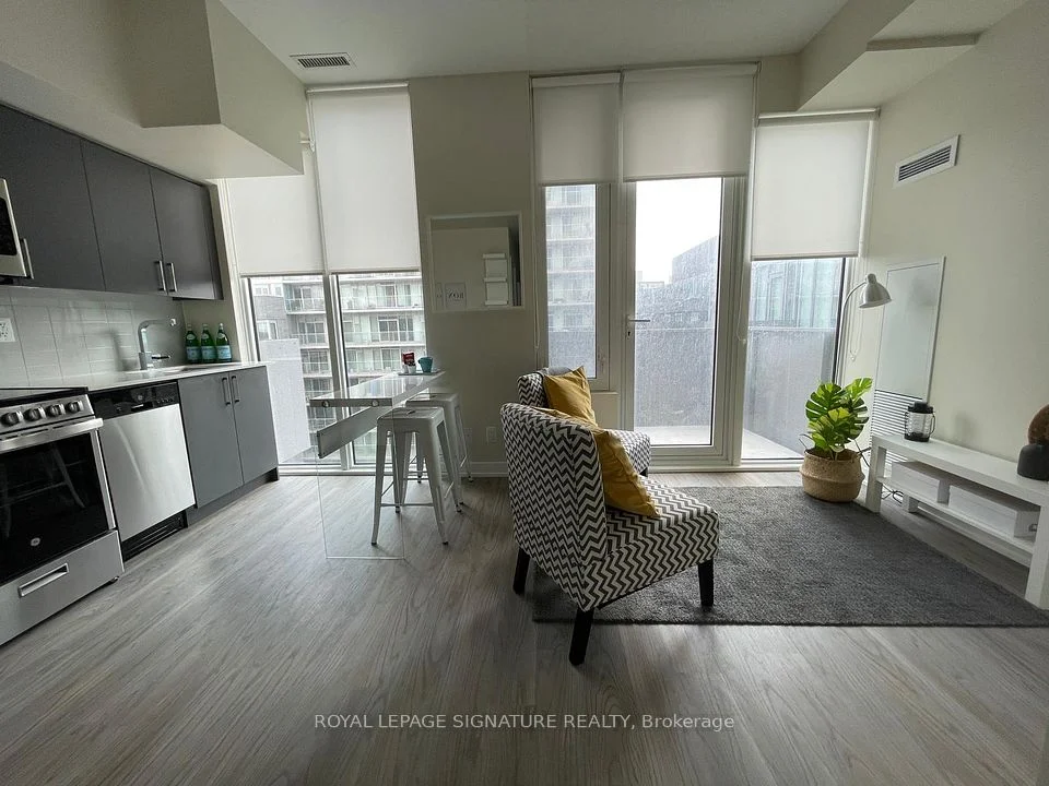 38 Monte Kwinter Court 729, Toronto C06, On M3h 0e2