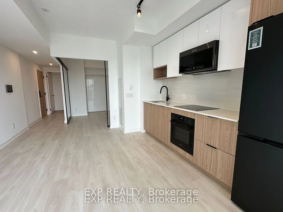 5 Defries Street 3007, Toronto C08, On M5a 0w7