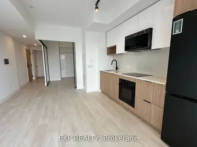 Co-op Apartment in Toronto