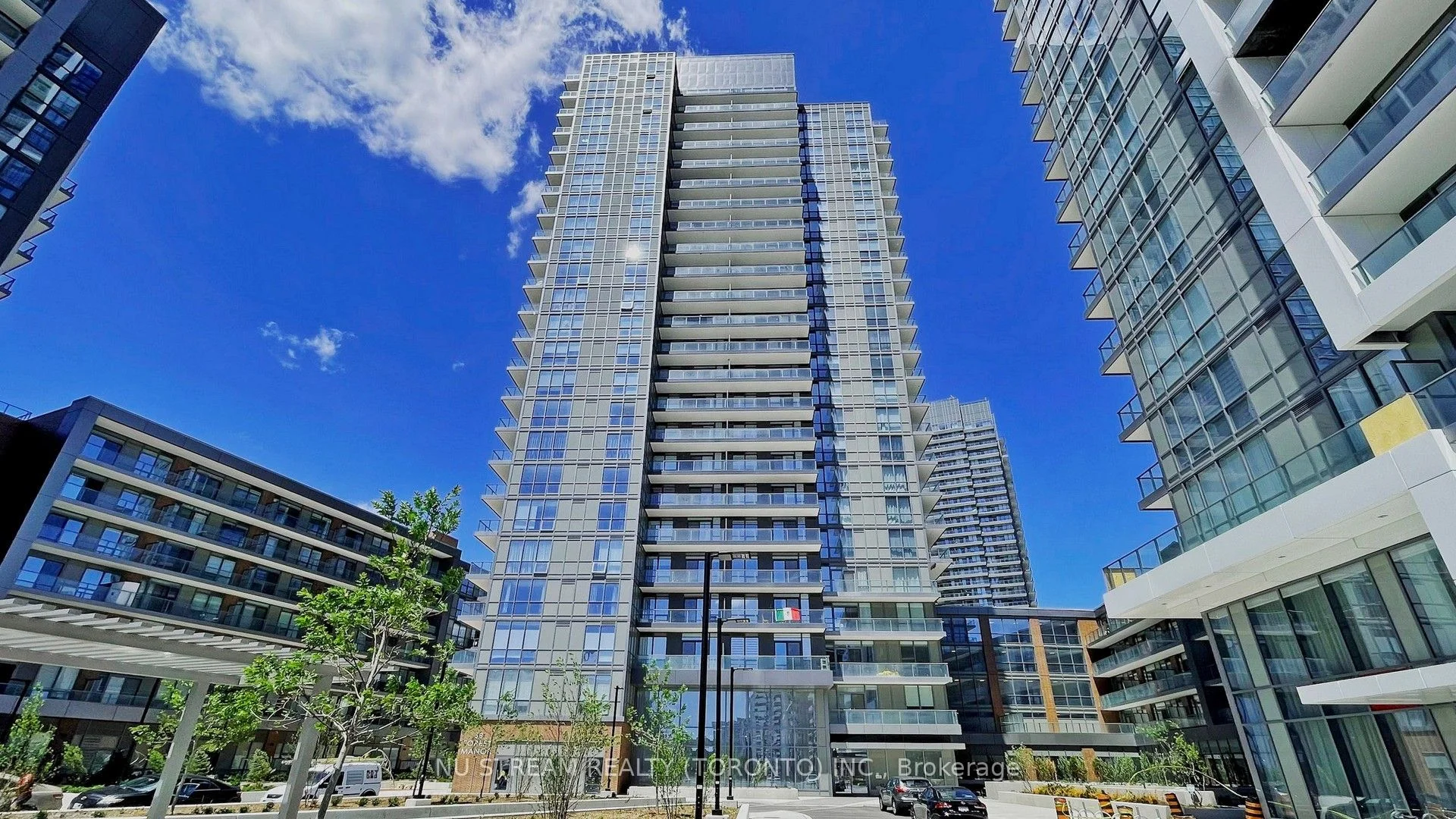 Condo Apartment in Toronto