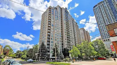 Condo Apartment in Toronto