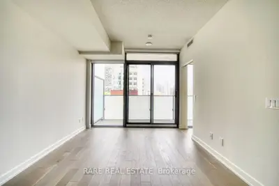 25 Richmond Street E 1613, Toronto C08, On M5c 0a6