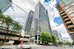 37 Grosvenor Street 504, Toronto C01, ON M4Y 3G5