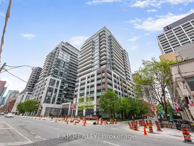 Condo Apartment in Toronto