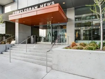 Condo Apartment in Toronto