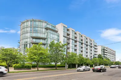Condo Apartment in Toronto