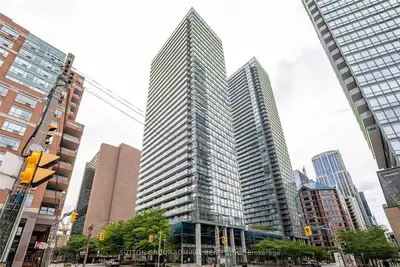 Condo Apartment in Toronto