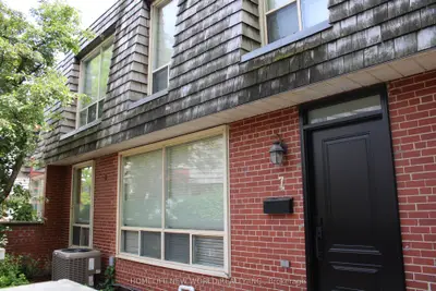 Condo Townhouse in Toronto