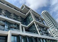 15 Merchants' Wharf 308, Toronto C08, ON M5A 0N8