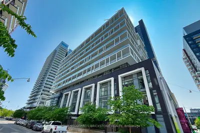 Condo Apartment in Toronto