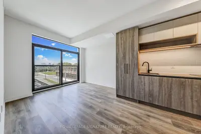 Condo Apartment in Toronto