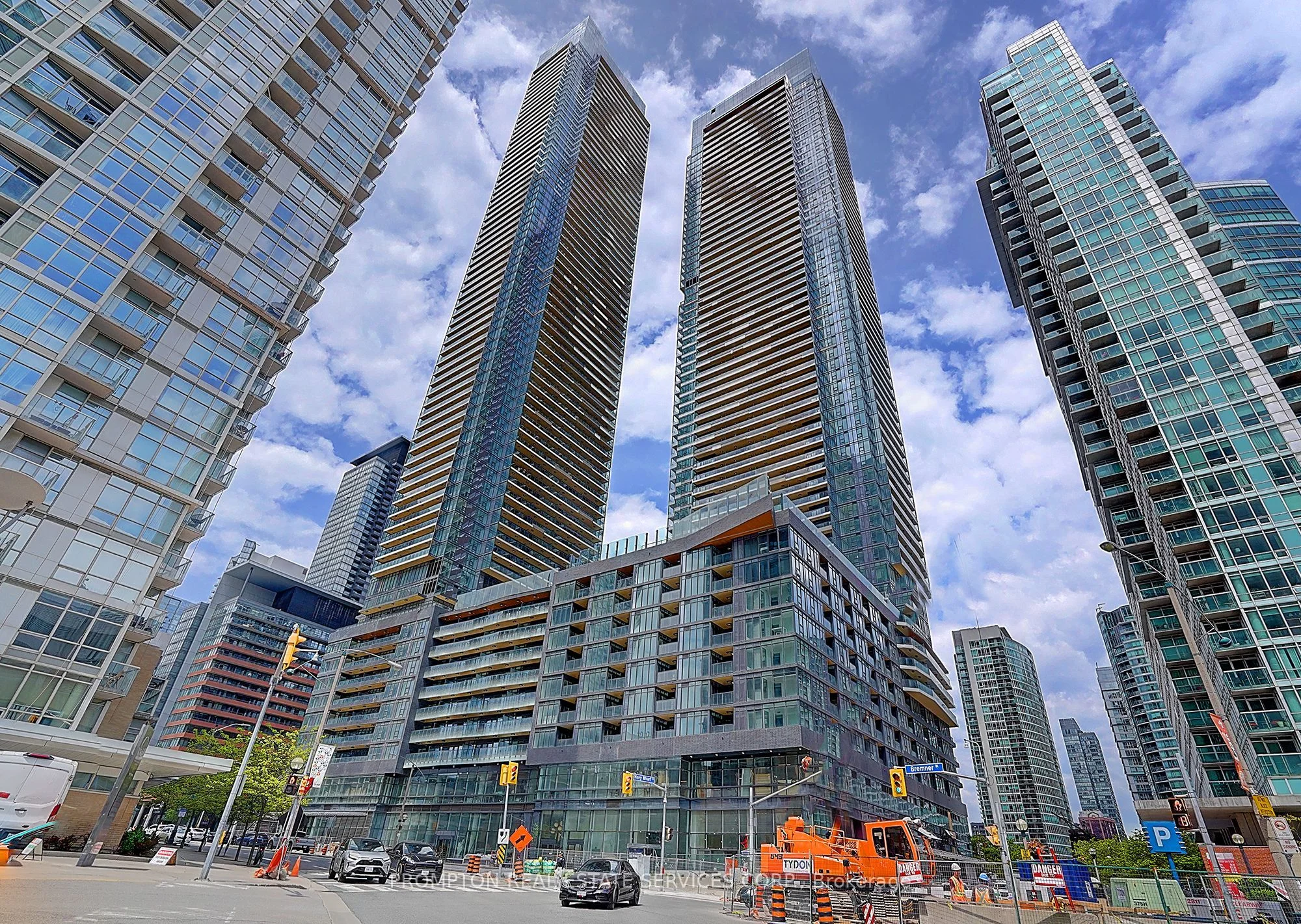 1 Concord Cityplace Way 2909, Toronto C01, ON M5V 0X3