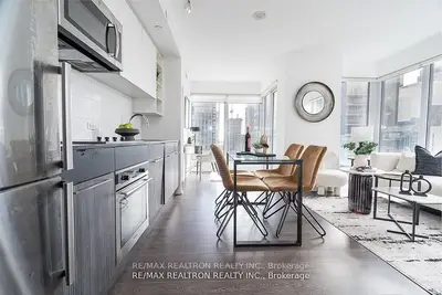 Condo Apartment in Toronto