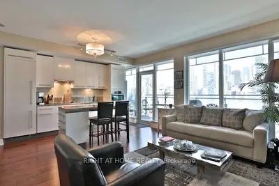 Condo Apartment in Toronto