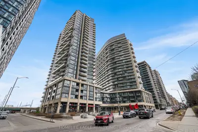 Condo Apartment in Toronto