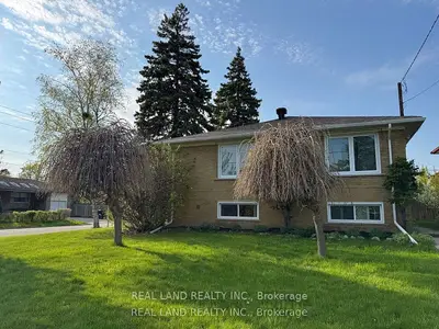 Detached in Toronto