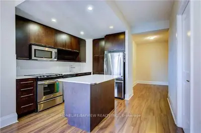 Condo Apartment in Toronto