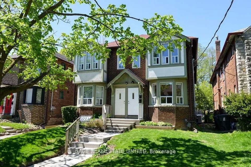118 Braemar Avenue 3, Toronto C03, ON M5P 2L4