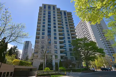 Condo Apartment in Toronto