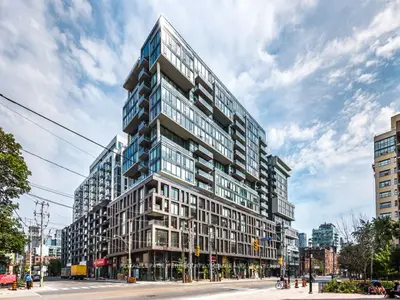 Condo Apartment in Toronto