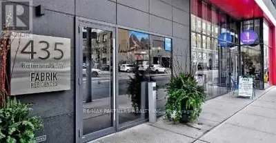 Condo Apartment in Toronto