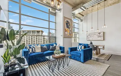 Condo Apartment in Toronto