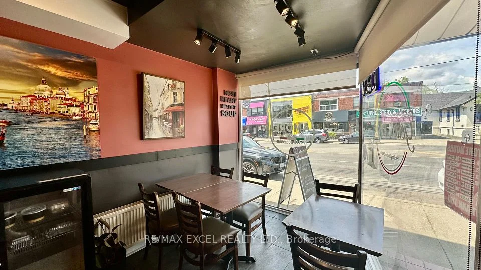 1763 Avenue Road A, Toronto C04, ON M5M 3Y8