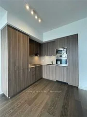 11 Wellesley Street W 6006, Toronto C01, ON M4Y 0G4