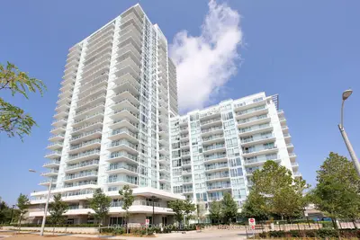 Condo Apartment in Toronto