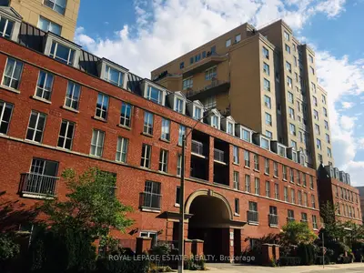Condo Apartment in Toronto