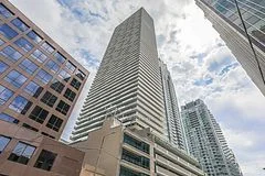2221 Yonge Street 909, Toronto C10, ON M4S 2B4