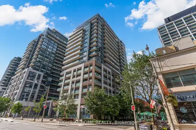 Condo Apartment in Toronto