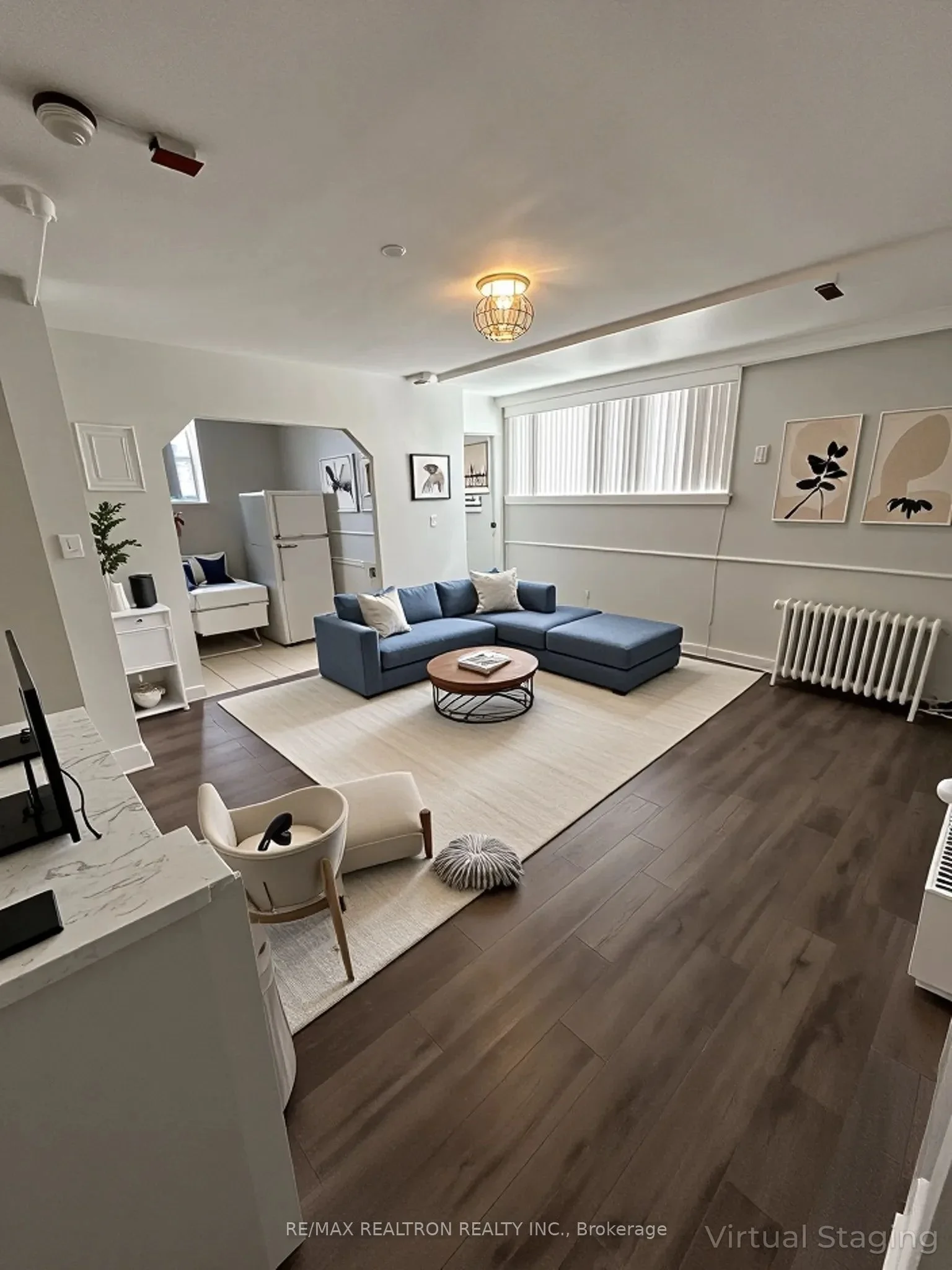 312 Douglas Avenue 104, Toronto C04, ON M5M 1H1